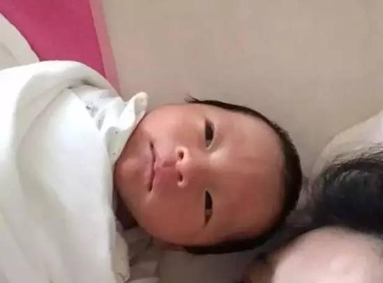 小孩湿疹 小孩水痘 小孩荨麻疹 小孩皮疹 小孩手足口病