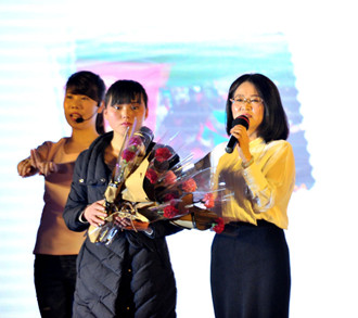 春蕾女童_副本.jpg
