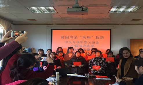合影_副本.jpg