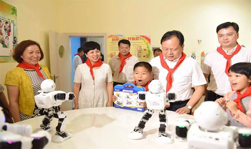 看科技产品.jpg