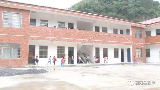 金兰镇双河小学.jpg