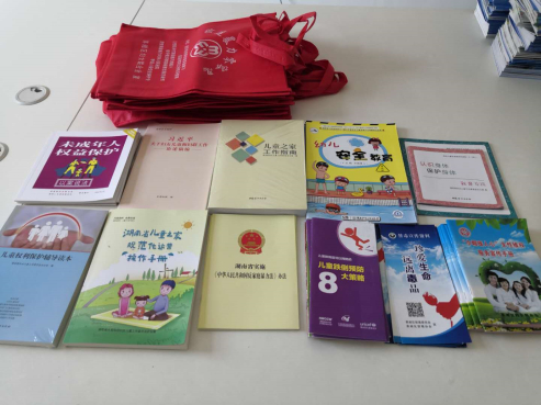 2b90184f58abf72a6716cc1ee935f2b_副本.jpg